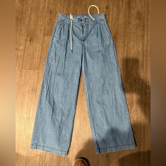 Old Navy Denim - Old navy Draper draw cord jeans size 2